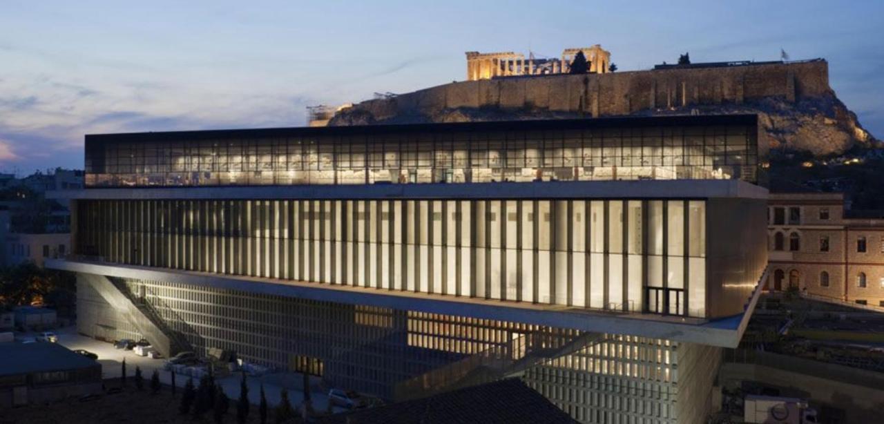 Athens Gateaway Next To Kallimarmaro And Acropolis Kültér fotó